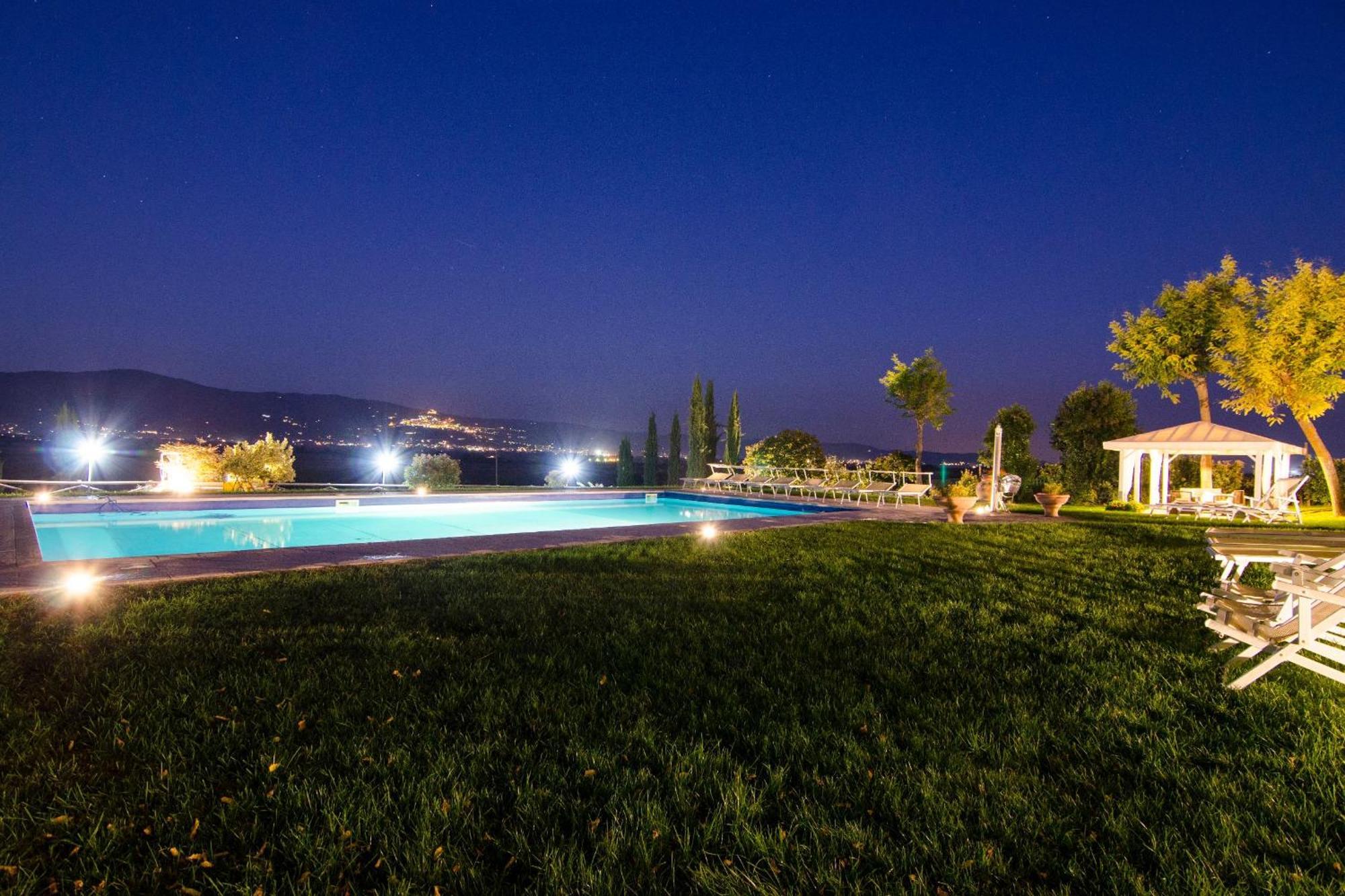 Villa Margherita - Homelike Villas Cortona Exterior foto
